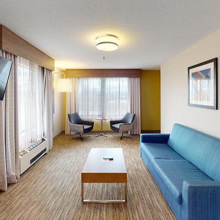Holiday Inn Express South Burlington By Ihg Esterno foto