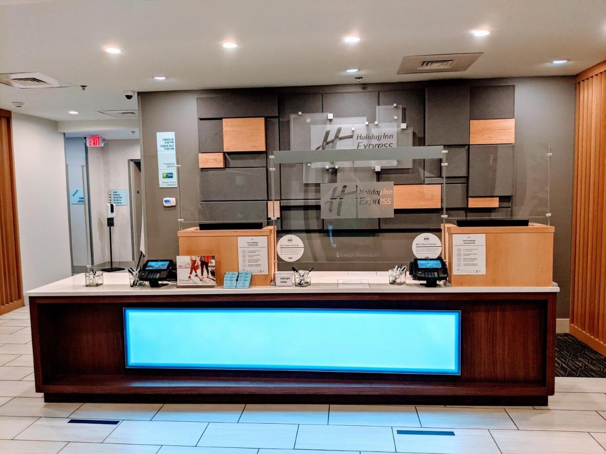Holiday Inn Express South Burlington By Ihg Esterno foto