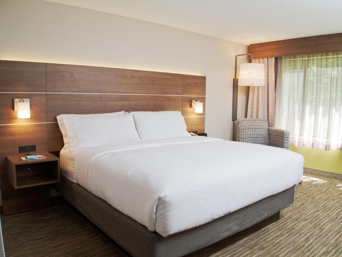 Holiday Inn Express South Burlington By Ihg Esterno foto